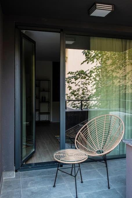 Madrid: A Modern 2-Bedroom Apartment With Parking ソフィア エクステリア 写真
