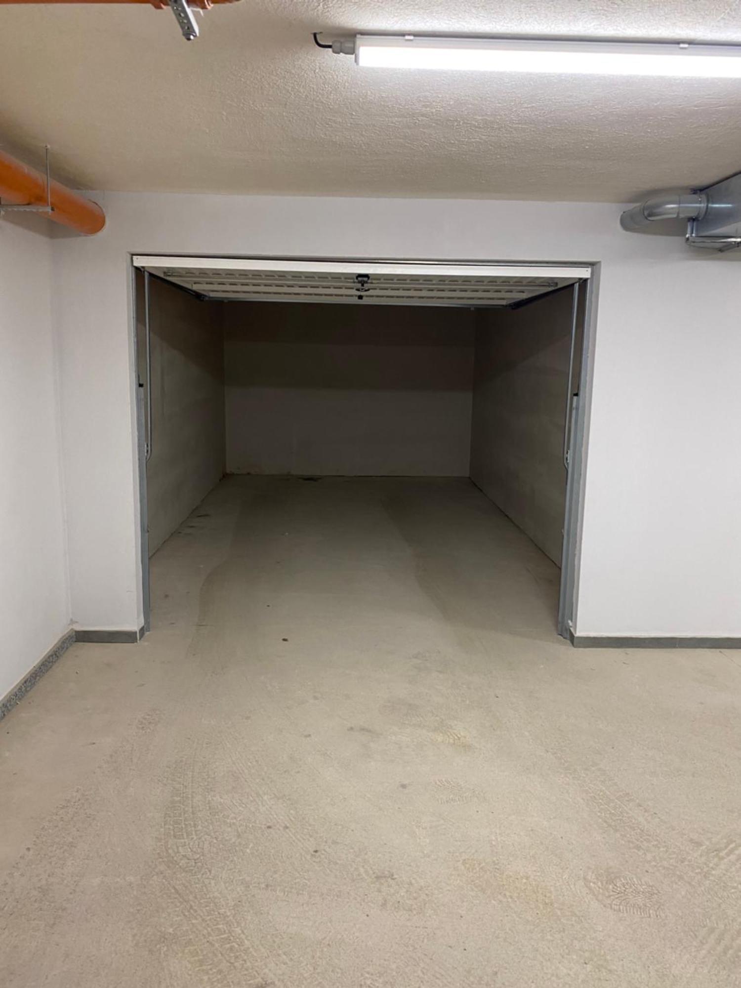 Madrid: A Modern 2-Bedroom Apartment With Parking ソフィア エクステリア 写真